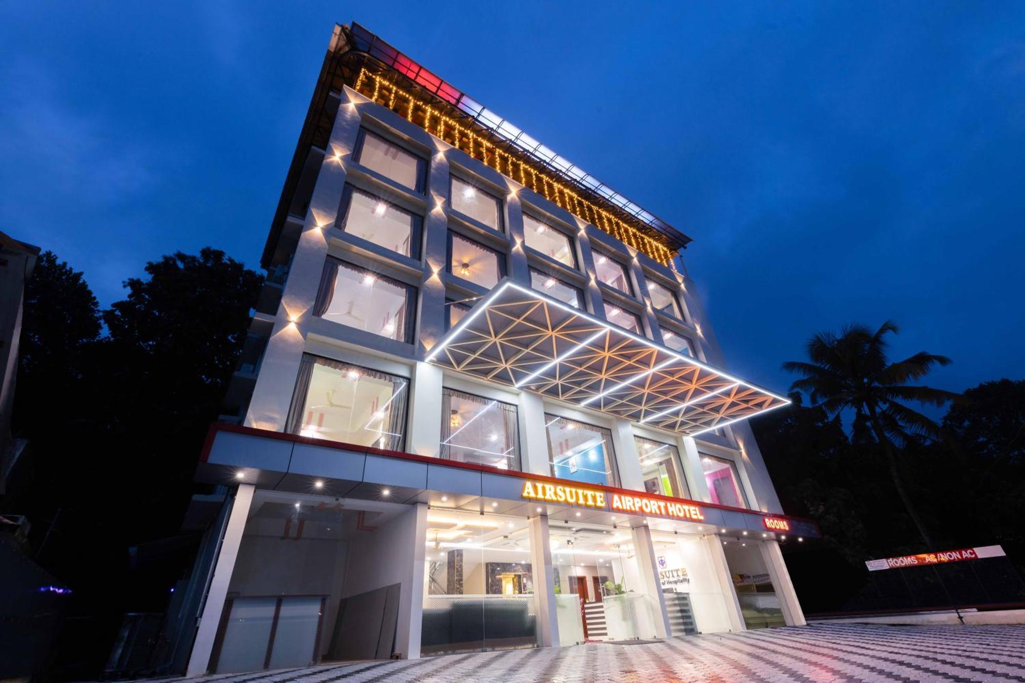 Treebo Airsuite Airport Hotel Kochi Екстер'єр фото