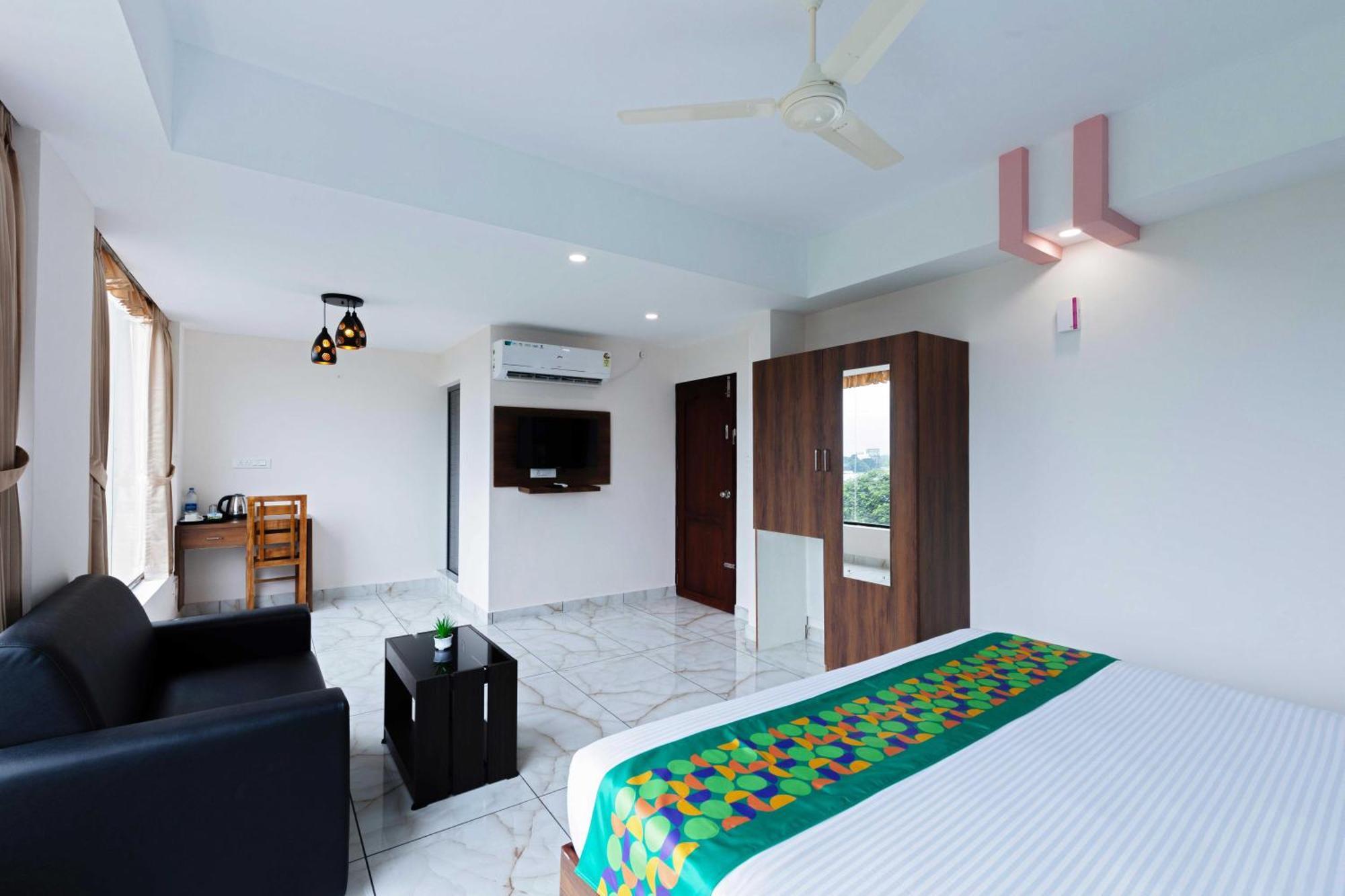Treebo Airsuite Airport Hotel Kochi Екстер'єр фото
