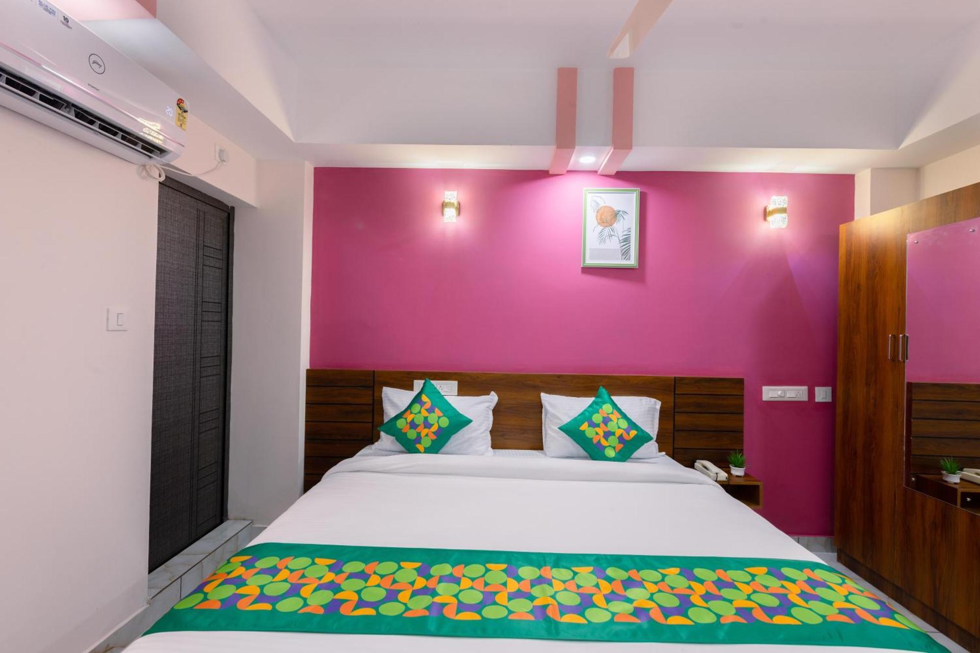 Treebo Airsuite Airport Hotel Kochi Екстер'єр фото